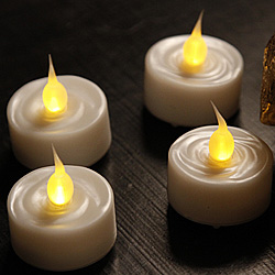 Set of 4 Tealights with Automatic Timer
